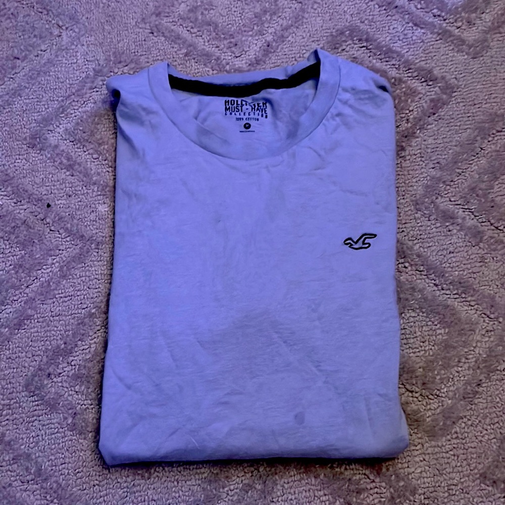 Mens Hollister shirt size medium